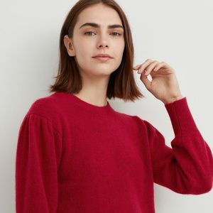 Uniqlo Wool Blend Top 🌹♥️